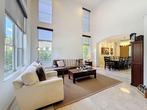 1673 Victoria Pointe Cir, Weston FL 33327