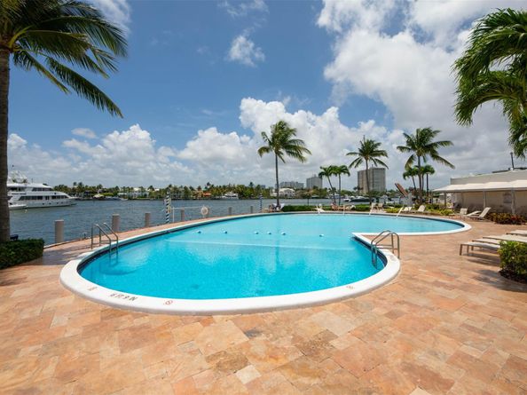 1 Las Olas Circle 512, Fort Lauderdale FL 33316