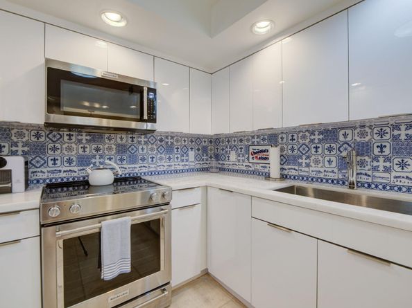 1 Las Olas Circle 512, Fort Lauderdale FL 33316