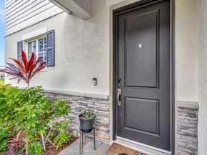 92 Palmetto Ln, Royal Palm Beach FL 33411