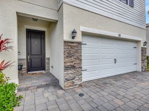 92 Palmetto Ln, Royal Palm Beach FL 33411
