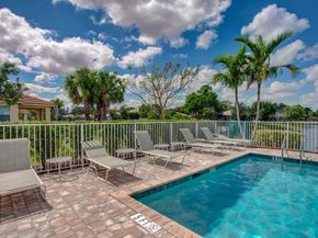 92 Palmetto Ln, Royal Palm Beach FL 33411