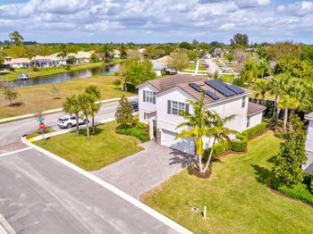 92 Palmetto Ln