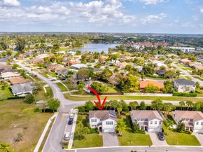 92 Palmetto Ln, Royal Palm Beach FL 33411