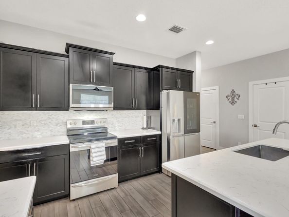 92 Palmetto Ln, Royal Palm Beach FL 33411