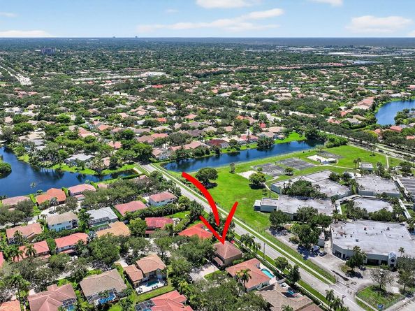 5340 NW 103rd Way, Coral Springs FL 33076