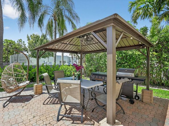 5340 NW 103rd Way, Coral Springs FL 33076