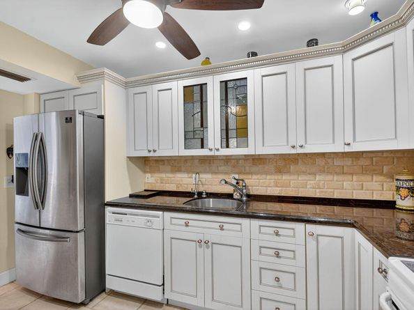 2295 S Ocean Boulevard 523, Palm Beach FL 33480