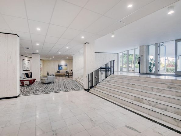 2295 S Ocean Boulevard 523, Palm Beach FL 33480