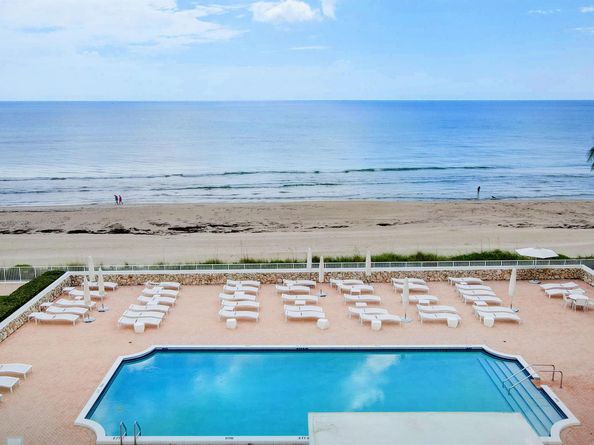 2295 S Ocean Boulevard 523, Palm Beach FL 33480