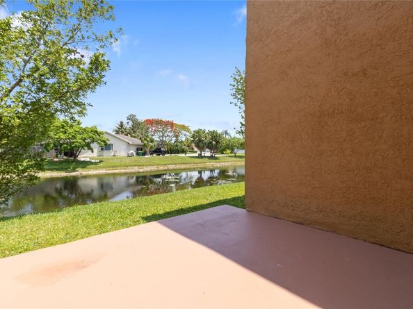8113 NW 71st Ct 8113, Tamarac FL 33321
