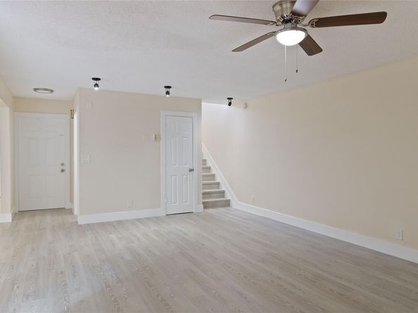 8113 NW 71st Ct 8113, Tamarac FL 33321