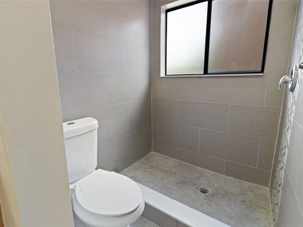 8113 NW 71st Ct 8113, Tamarac FL 33321