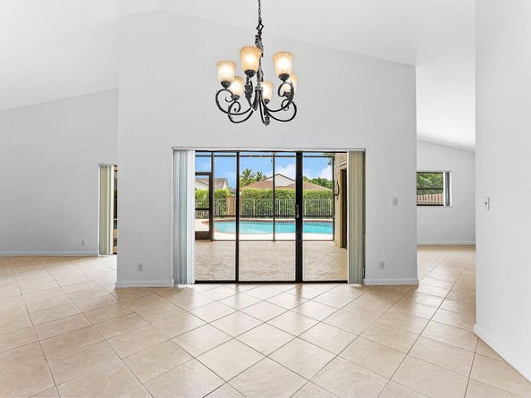 21423 Summertrace Circle, Boca Raton FL 33428