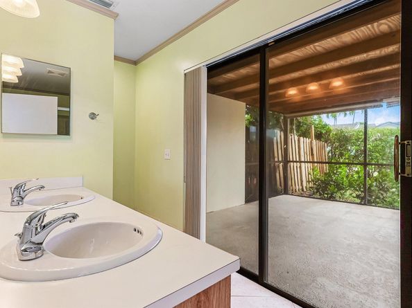 21423 Summertrace Circle, Boca Raton FL 33428
