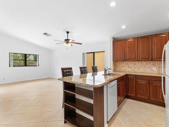 21423 Summertrace Circle, Boca Raton FL 33428