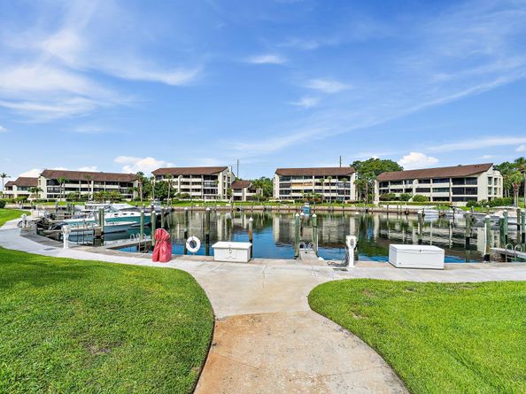 1133 Marine Way E I4r, North Palm Beach FL 33408