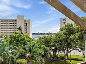 1133 Marine Way E I4r, North Palm Beach FL 33408