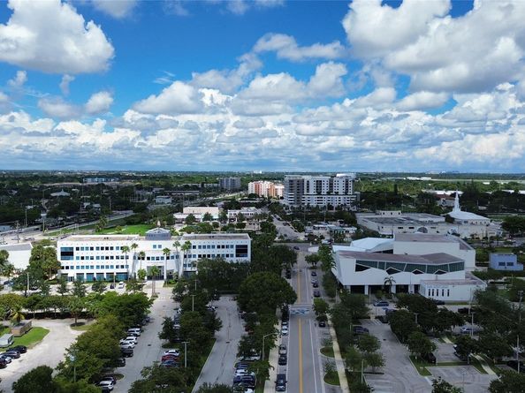 251 S Cypress Rd 127, Pompano Beach FL 33060