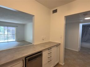 251 S Cypress Rd 127, Pompano Beach FL 33060