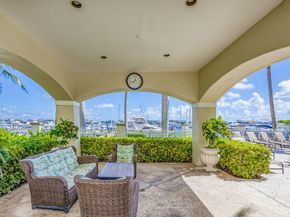 804 E Windward Way 422, Lantana FL 33462
