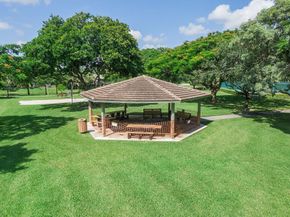 10253 NW 66th Dr, Parkland FL 33076