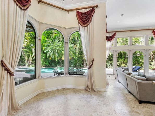 10253 NW 66th Dr, Parkland FL 33076