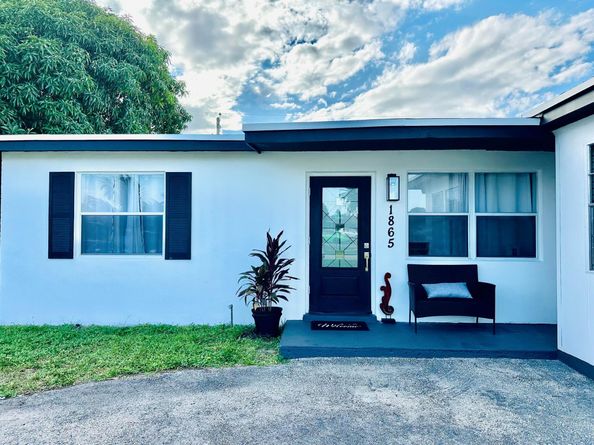 1865 W Chatham Road, West Palm Beach FL 33415