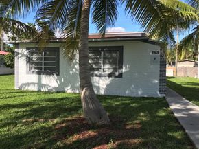 Undisclosed Address #RX-11130556, North Miami Beach FL 33162