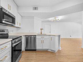 8721 Wiles Road 105, Coral Springs FL 33067