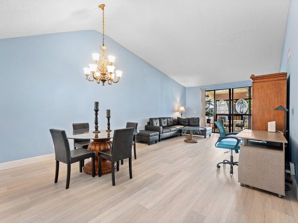 7465 N Glendevon Lane N 1207, Delray Beach FL 33446