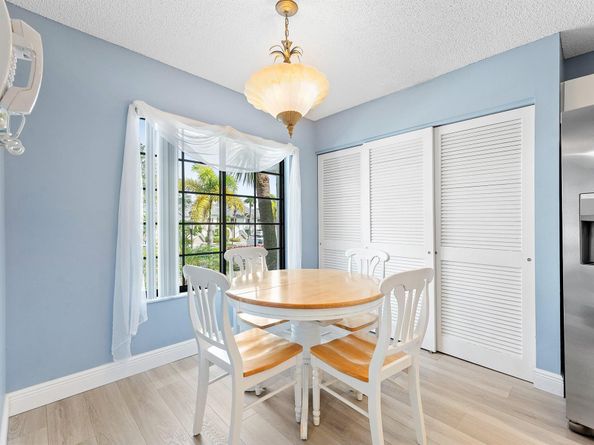 7465 N Glendevon Lane N 1207, Delray Beach FL 33446