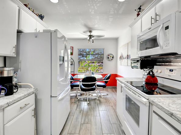 15 Stratford Drive B, Boynton Beach FL 33436