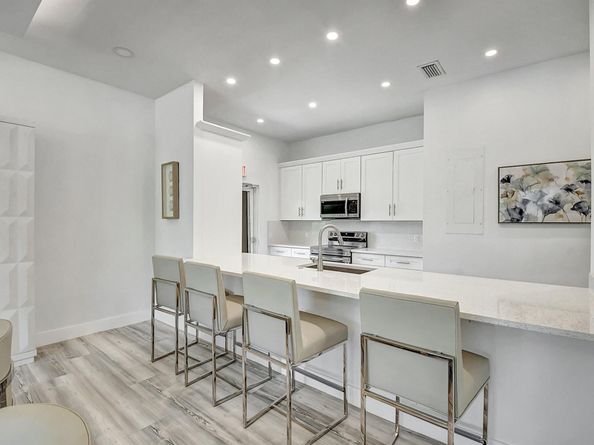 15 Stratford Drive B, Boynton Beach FL 33436
