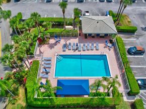 15 Stratford Drive B, Boynton Beach FL 33436