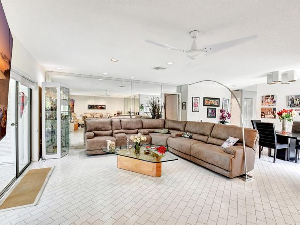15 Stratford Drive B, Boynton Beach FL 33436