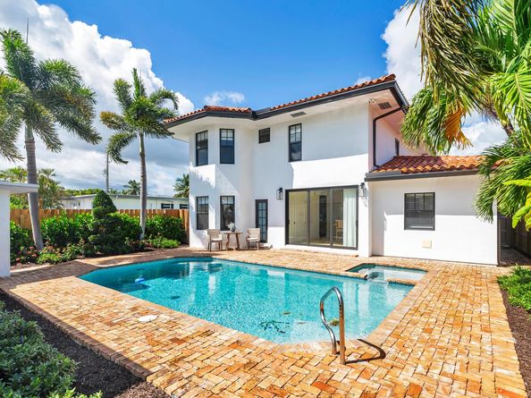 254 9th Street, West Palm Beach FL 33401