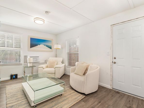 254 9th Street, West Palm Beach FL 33401