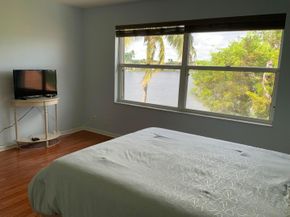 7835 Springfield Lake Drive, Lake Worth FL 33467