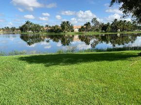 7835 Springfield Lake Drive, Lake Worth FL 33467