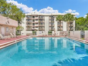 2701 Riverside Dr 305B, Coral Springs FL 33065