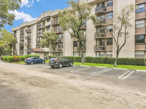 2701 Riverside Dr 305B, Coral Springs FL 33065