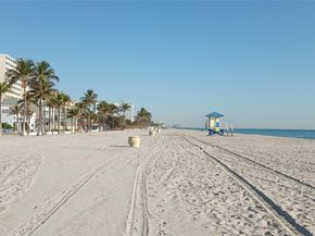 2010 Fillmore St 303, Hollywood FL 33020