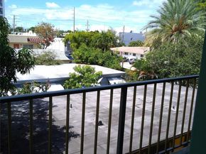 2010 Fillmore St 303, Hollywood FL 33020