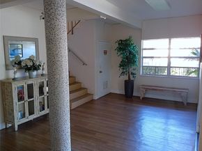 2010 Fillmore St 303, Hollywood FL 33020