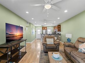 3501 NW 47th Ave 614, Lauderdale Lakes FL 33319