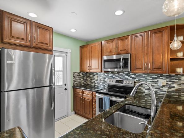 3501 NW 47th Ave 614, Lauderdale Lakes FL 33319