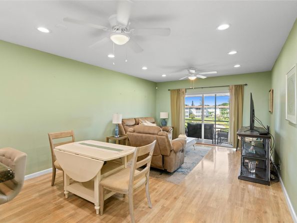 3501 NW 47th Ave 614, Lauderdale Lakes FL 33319