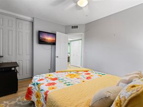 3501 NW 47th Ave 614, Lauderdale Lakes FL 33319