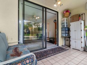 3138 Via Poinciana 111, Lake Worth FL 33467